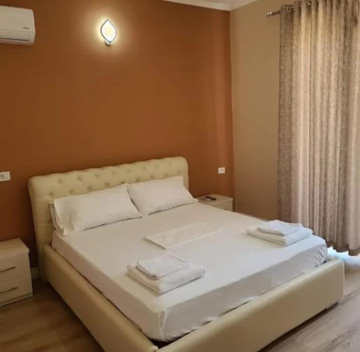 Hotel Fama Škalngur Zewnętrze zdjęcie