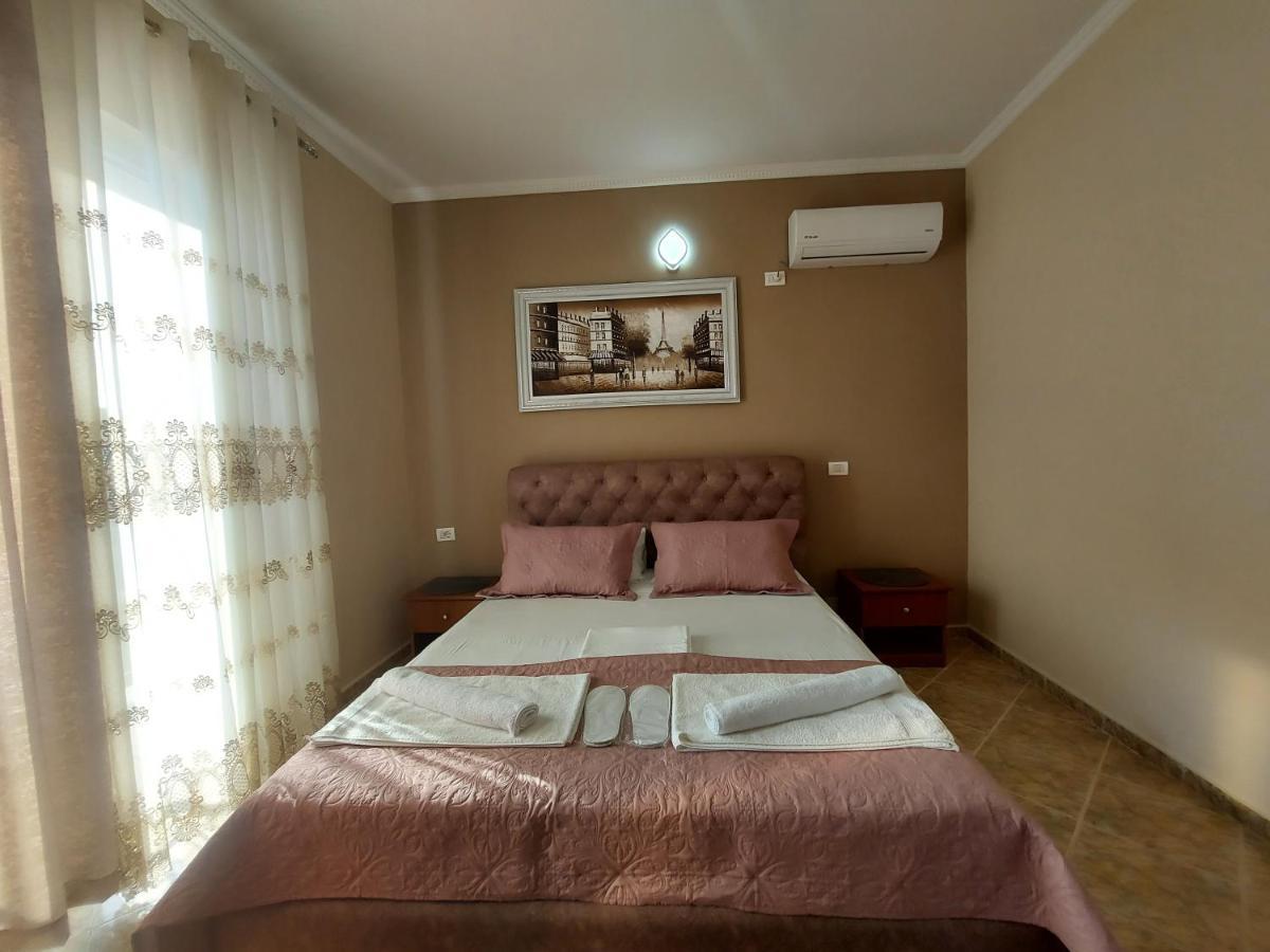 Hotel Fama Škalngur Zewnętrze zdjęcie