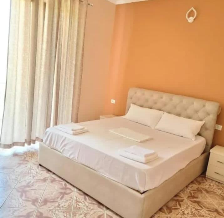 Hotel Fama Škalngur Zewnętrze zdjęcie